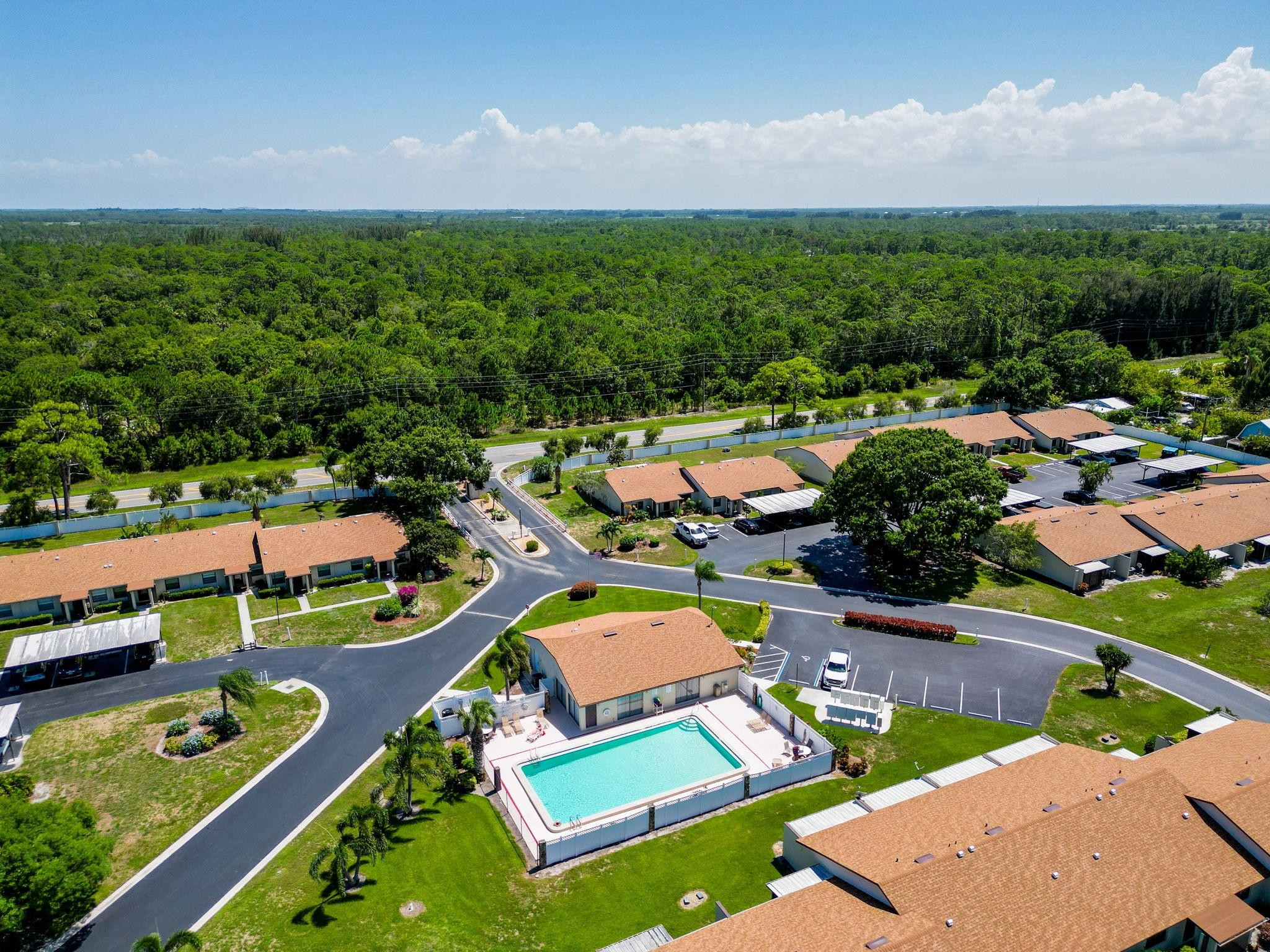 6034 Indrio Road, Unit Q2 Fort Pierce, FL 34951 - Photo 20 of 22 Photo 20