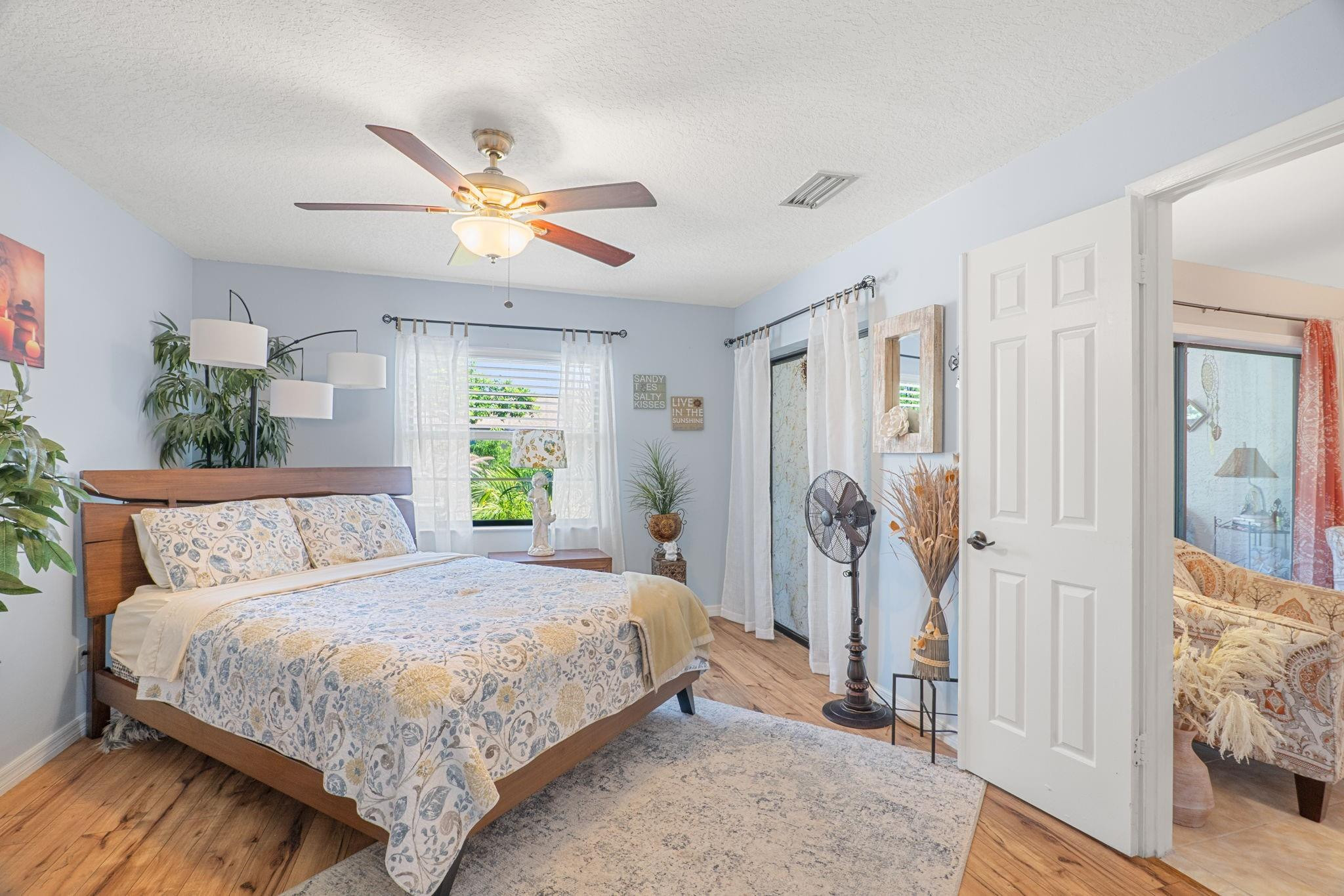 6034 Indrio Road, Unit Q2 Fort Pierce, FL 34951 - Photo 6 of 22 Photo 6