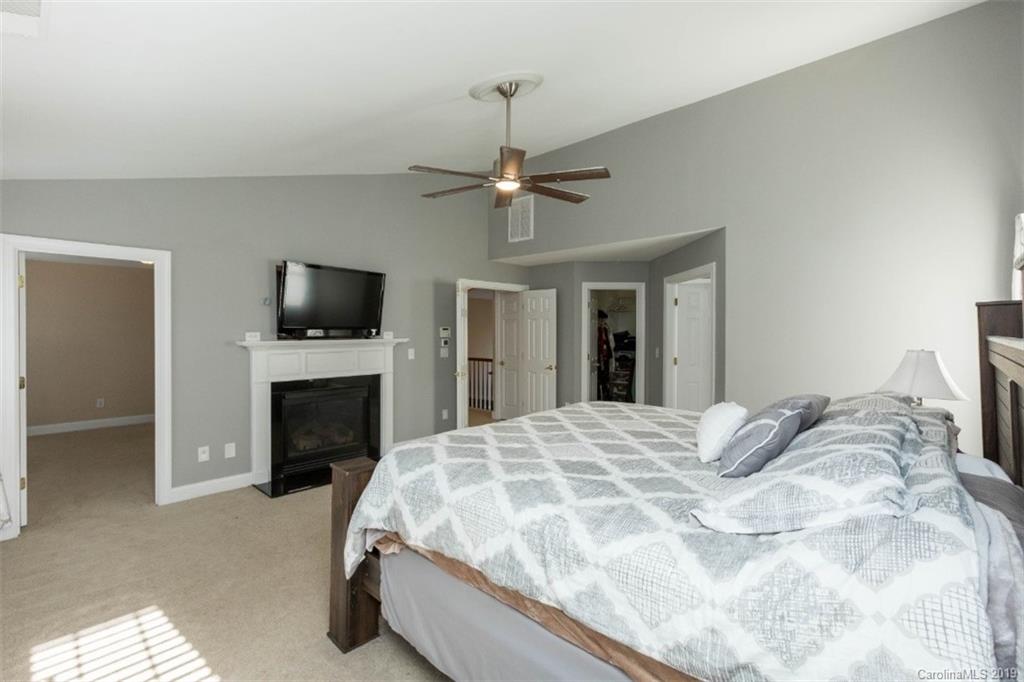 2443 Blueberry Ridge Road Matthews, NC 28105 - Photo 13 of 27