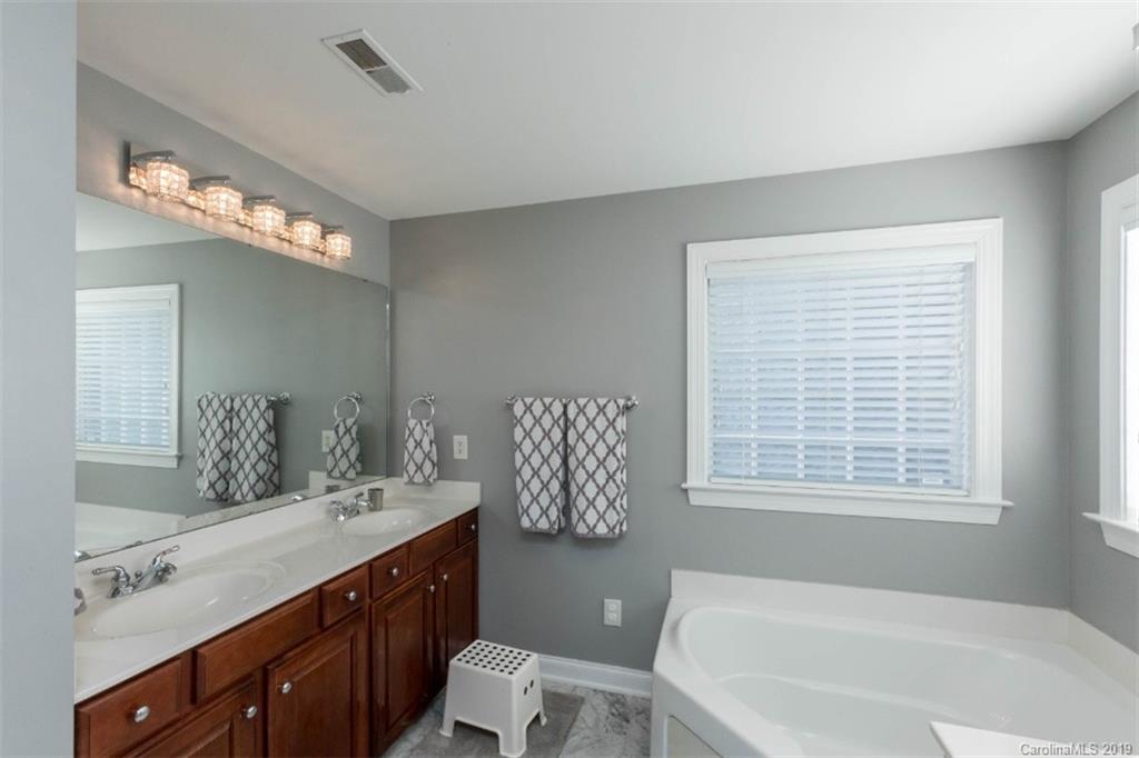 2443 Blueberry Ridge Road Matthews, NC 28105 - Photo 14 of 27