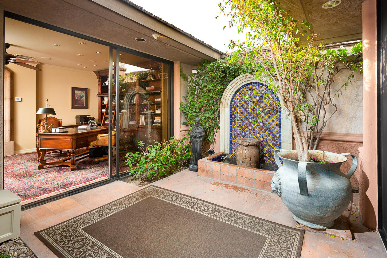 43 Colgate Drive Rancho Mirage, CA 92270 - Photo 26 of 36 43_colgate_8-21-20-1371-Edit