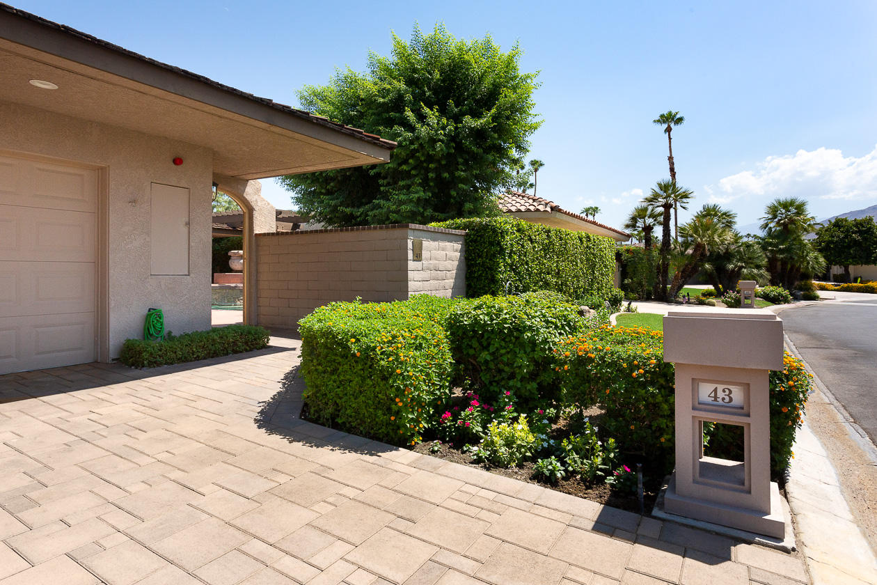 43 Colgate Drive Rancho Mirage, CA 92270 - Photo 36 of 36 43_colgate_8-21-20-1831-Edit