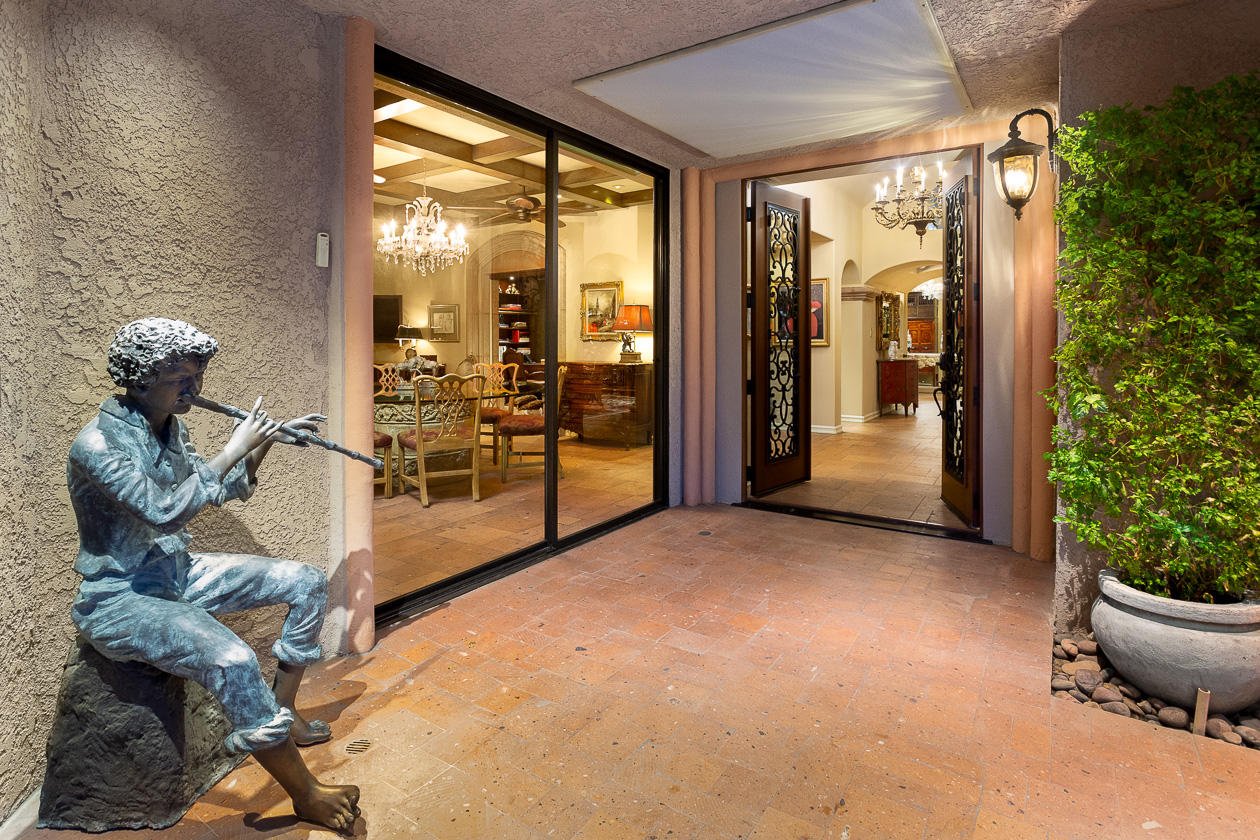 43 Colgate Drive Rancho Mirage, CA 92270 - Photo 5 of 36 43_colgate_8-21-20-1569-Edit