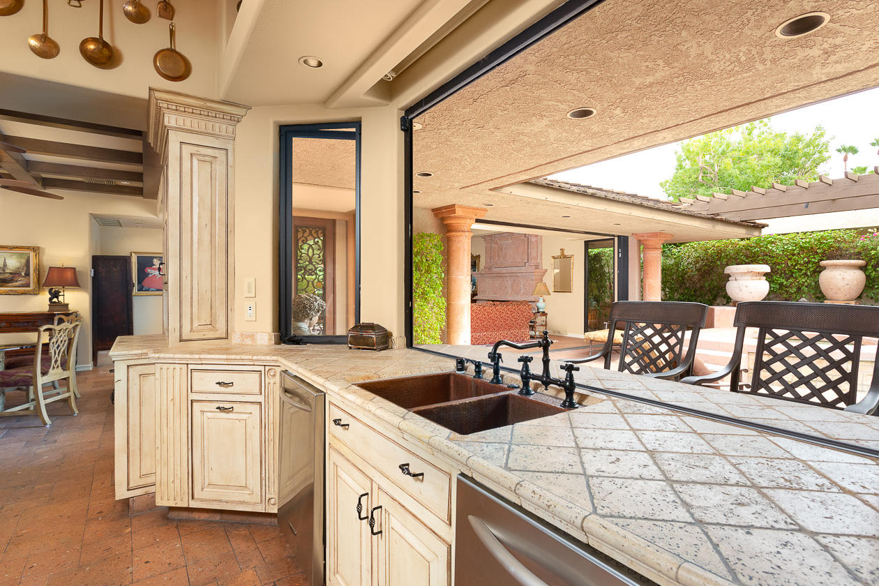 43 Colgate Drive Rancho Mirage, CA 92270 - Photo 10 of 36 43_colgate_8-21-20-1146-Edit