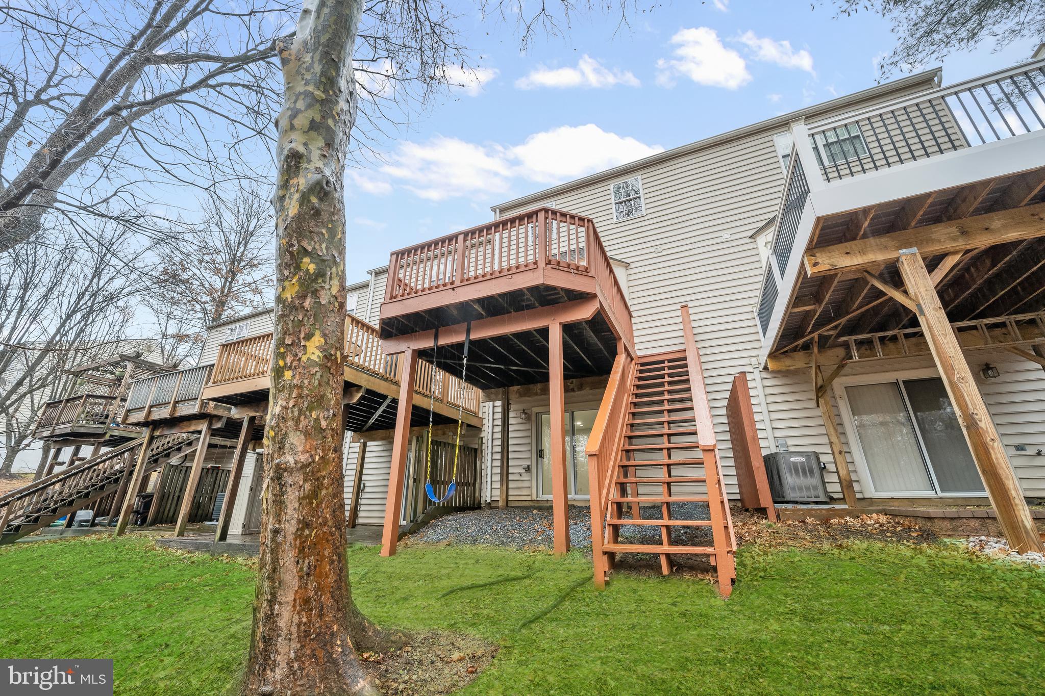 6372 Wind Rider Way Columbia, MD 21045 - Photo 37 of 42 Rear exterior