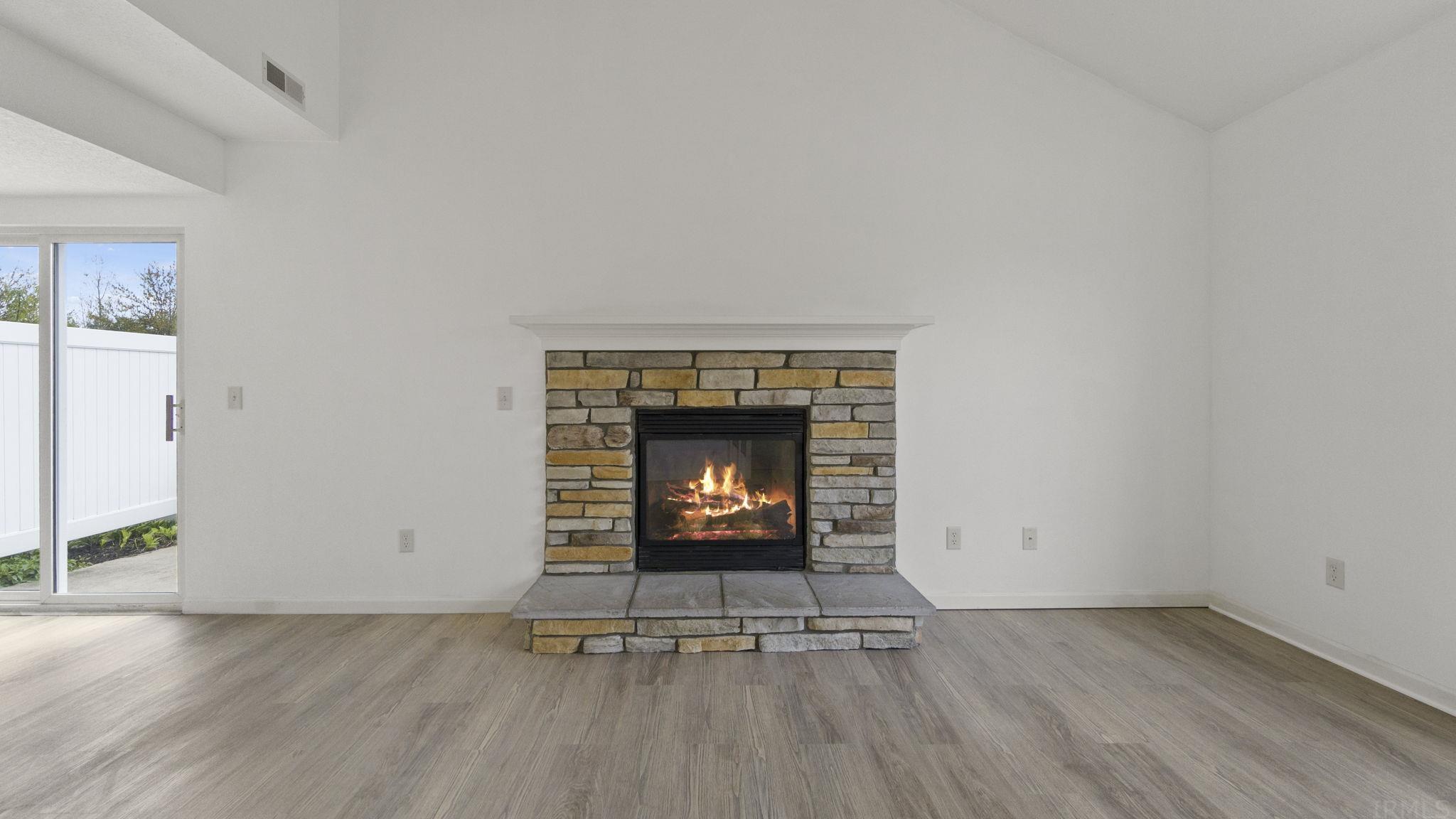 10107 Oak Trail Road Fort Wayne, IN 46825 - Photo 13 of 36