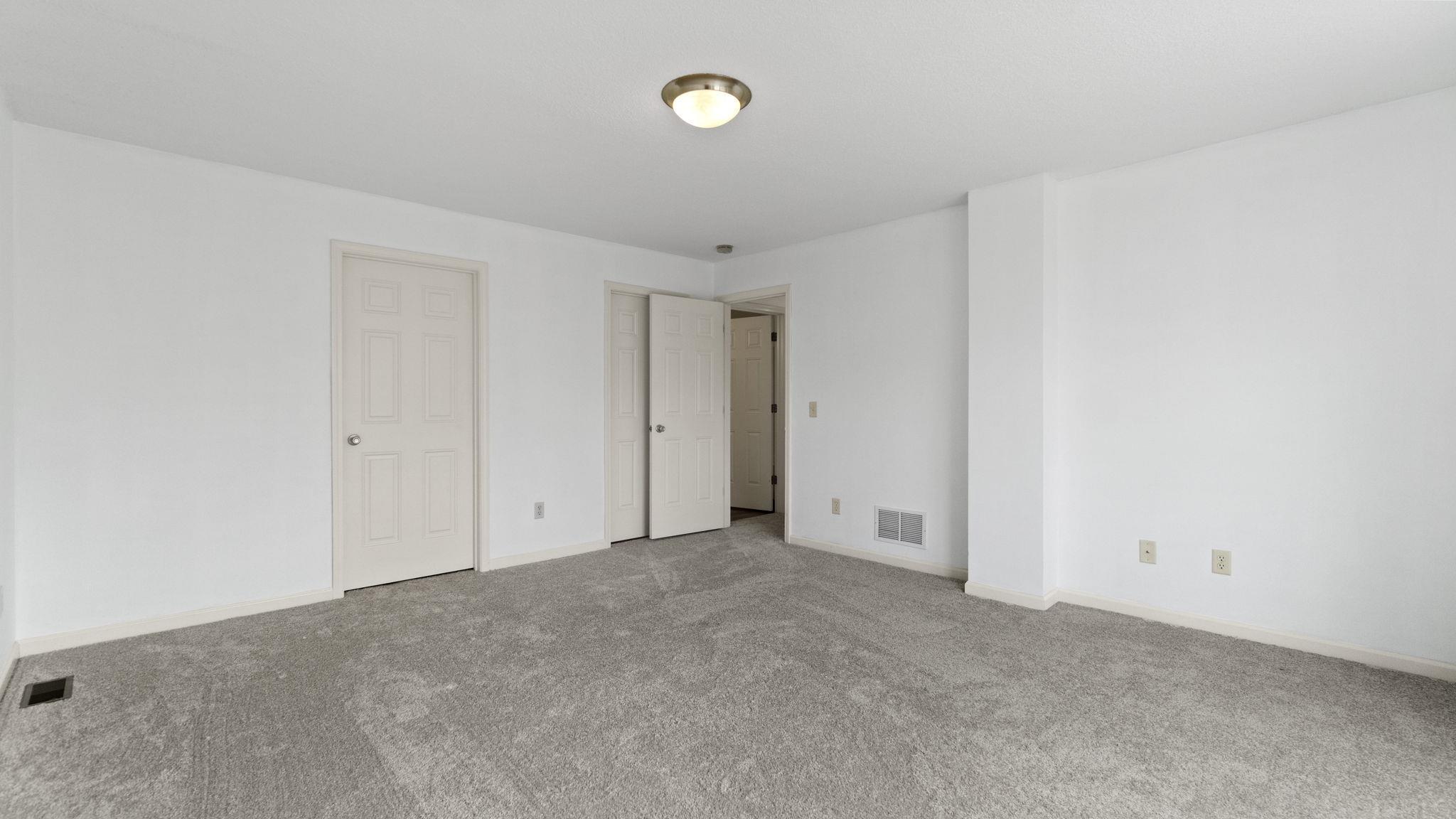 10107 Oak Trail Road Fort Wayne, IN 46825 - Photo 24 of 36