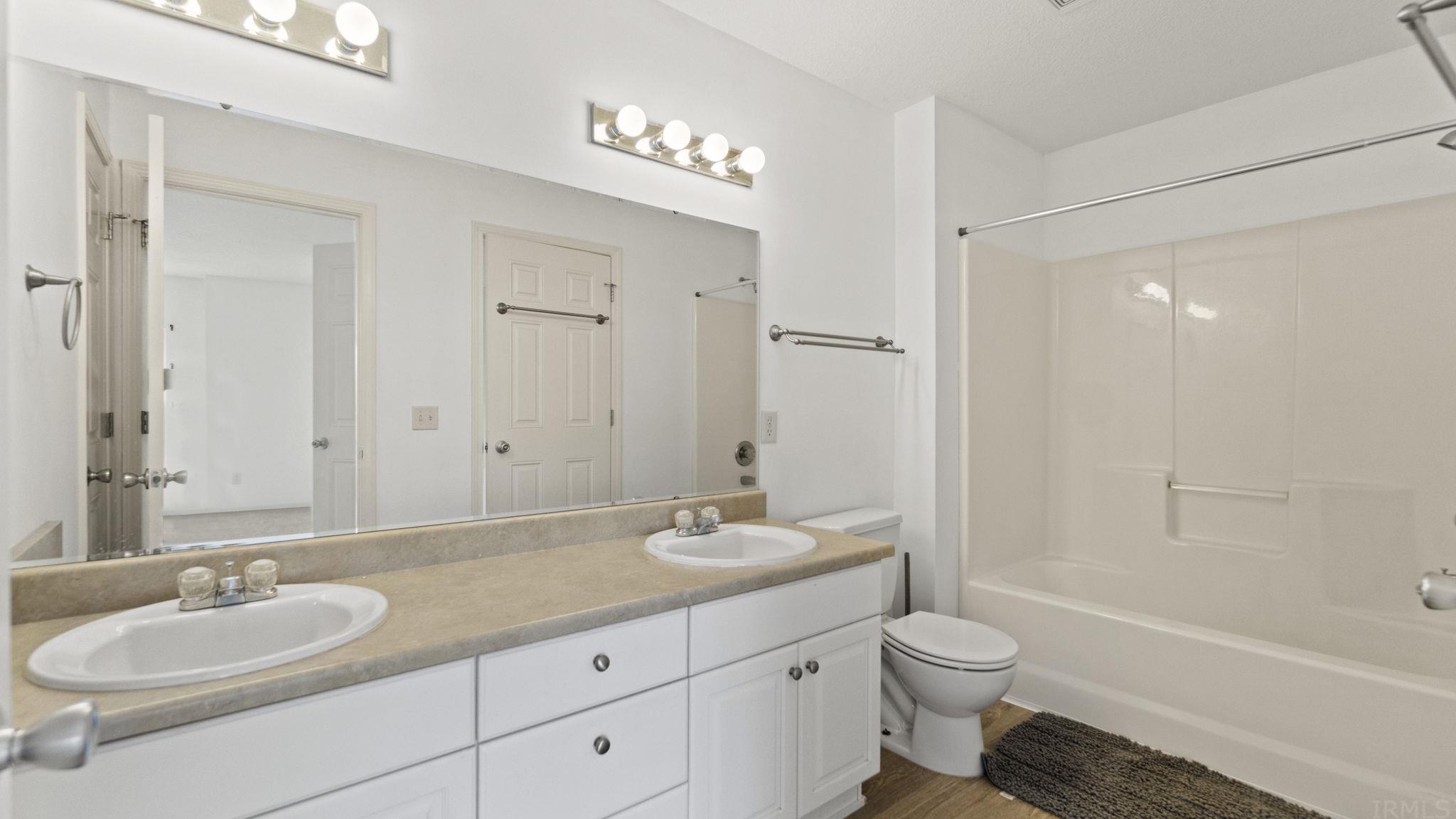 10107 Oak Trail Road Fort Wayne, IN 46825 - Photo 25 of 36
