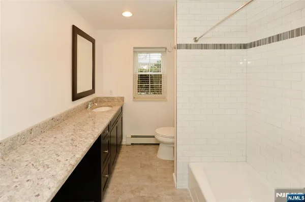 $2,600 | 20-30 Ridge Road, Unit A8, Ridgewood, NJ 07450