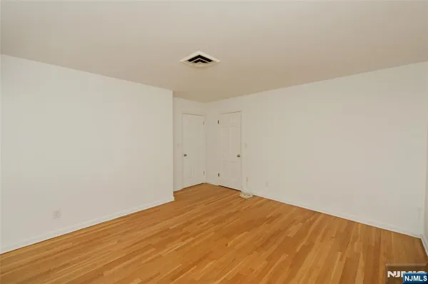 $2,600 | 20-30 Ridge Road, Unit A8, Ridgewood, NJ 07450