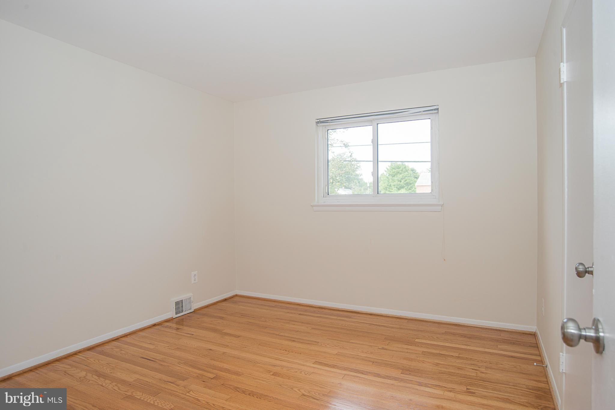 6213 Hanover Avenue Springfield, VA 22150 - Photo 12 of 30 All bedrooms just painted!