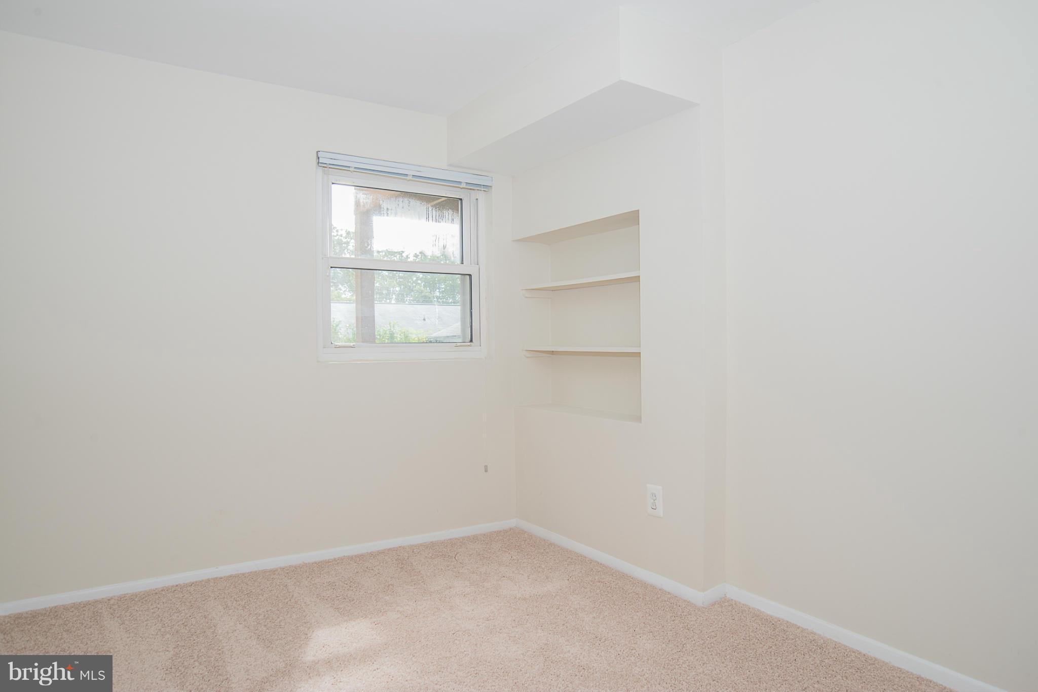 6213 Hanover Avenue Springfield, VA 22150 - Photo 24 of 30 Built-in shelving