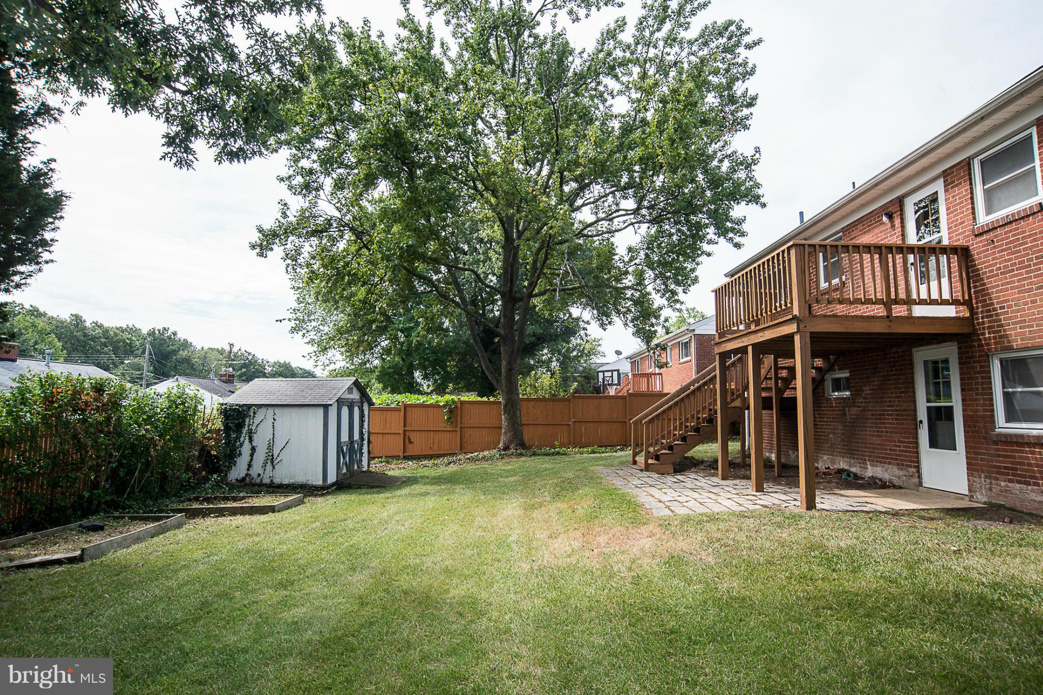 6213 Hanover Avenue Springfield, VA 22150 - Photo 28 of 30 Exterior (Rear)