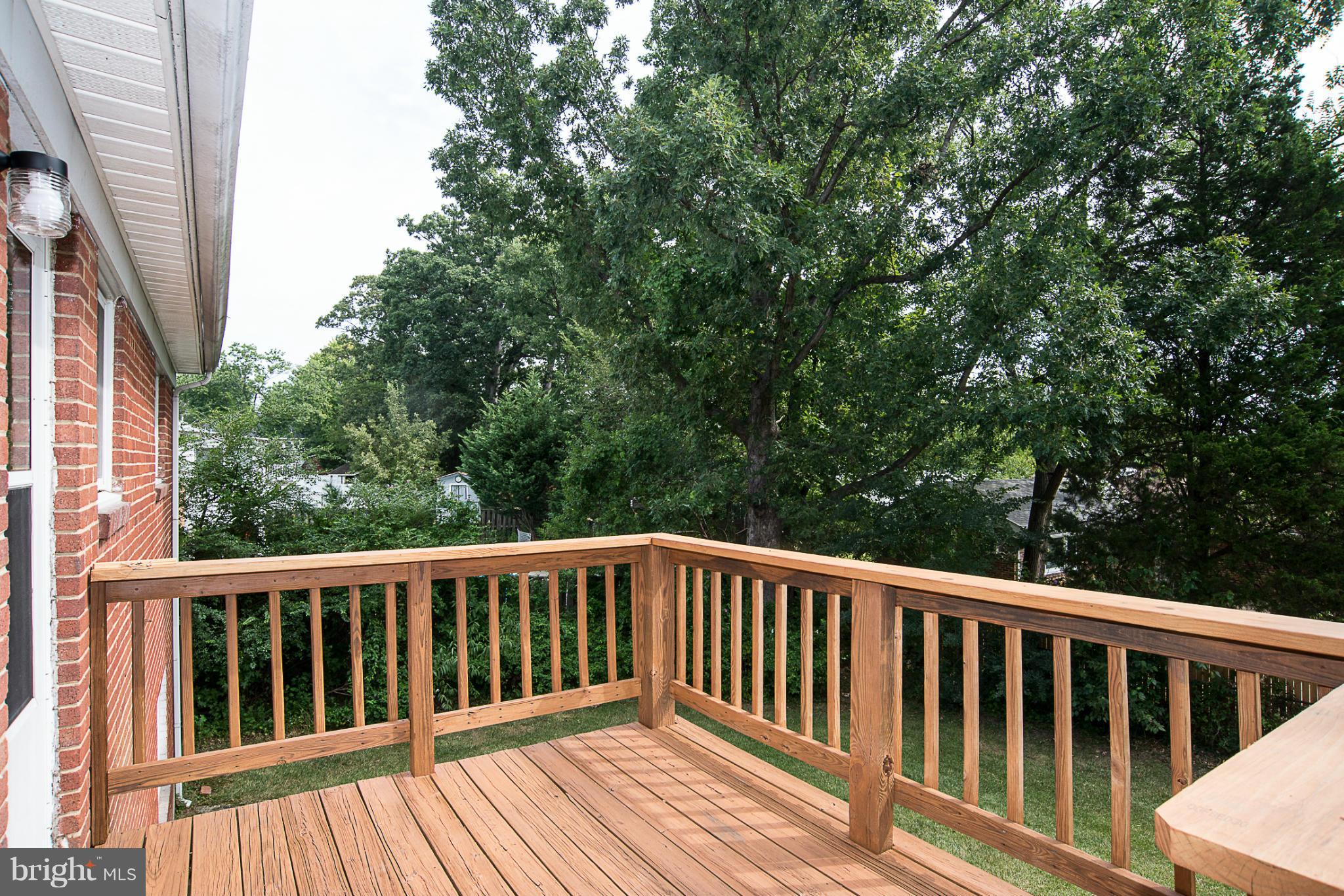 6213 Hanover Avenue Springfield, VA 22150 - Photo 29 of 30 Newly stained deck!