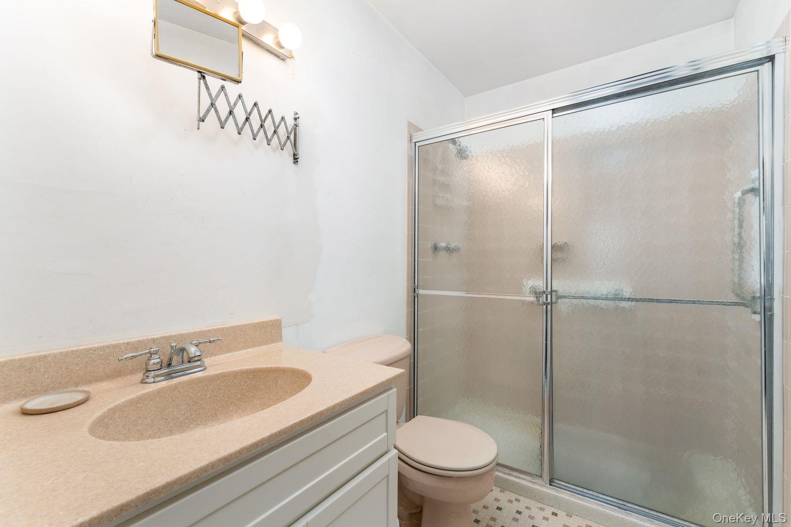 48 Farm Road Head of the Harbor, NY 11780 - Photo 21 of 35