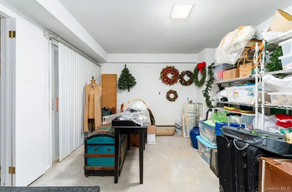 $949,000 | 48 Farm Road, St. James, NY 11780