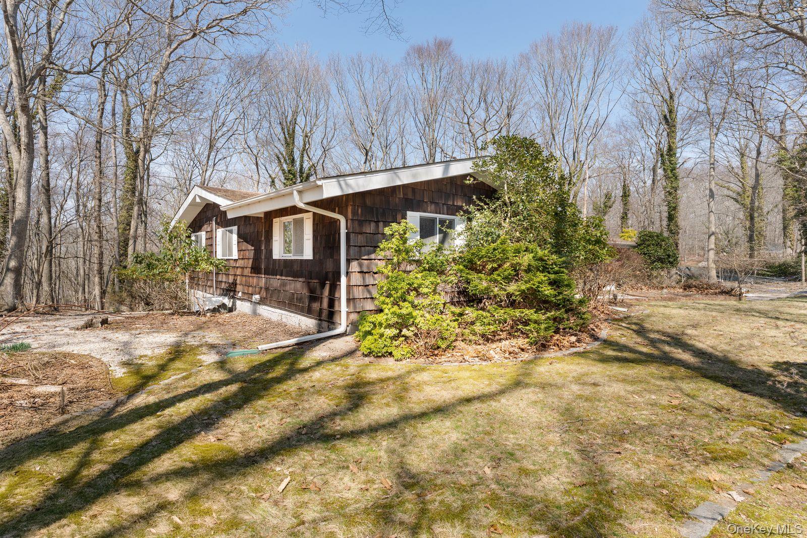 48 Farm Road Head of the Harbor, NY 11780 - Photo 30 of 35