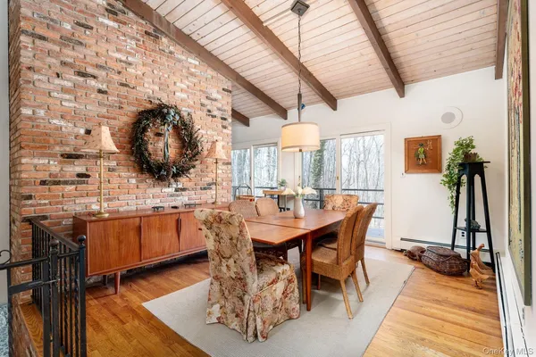 $949,000 | 48 Farm Road, St. James, NY 11780