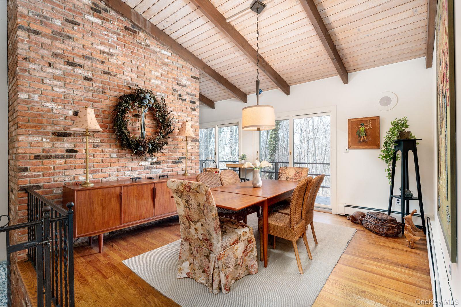 48 Farm Road Head of the Harbor, NY 11780 - Photo 5 of 35