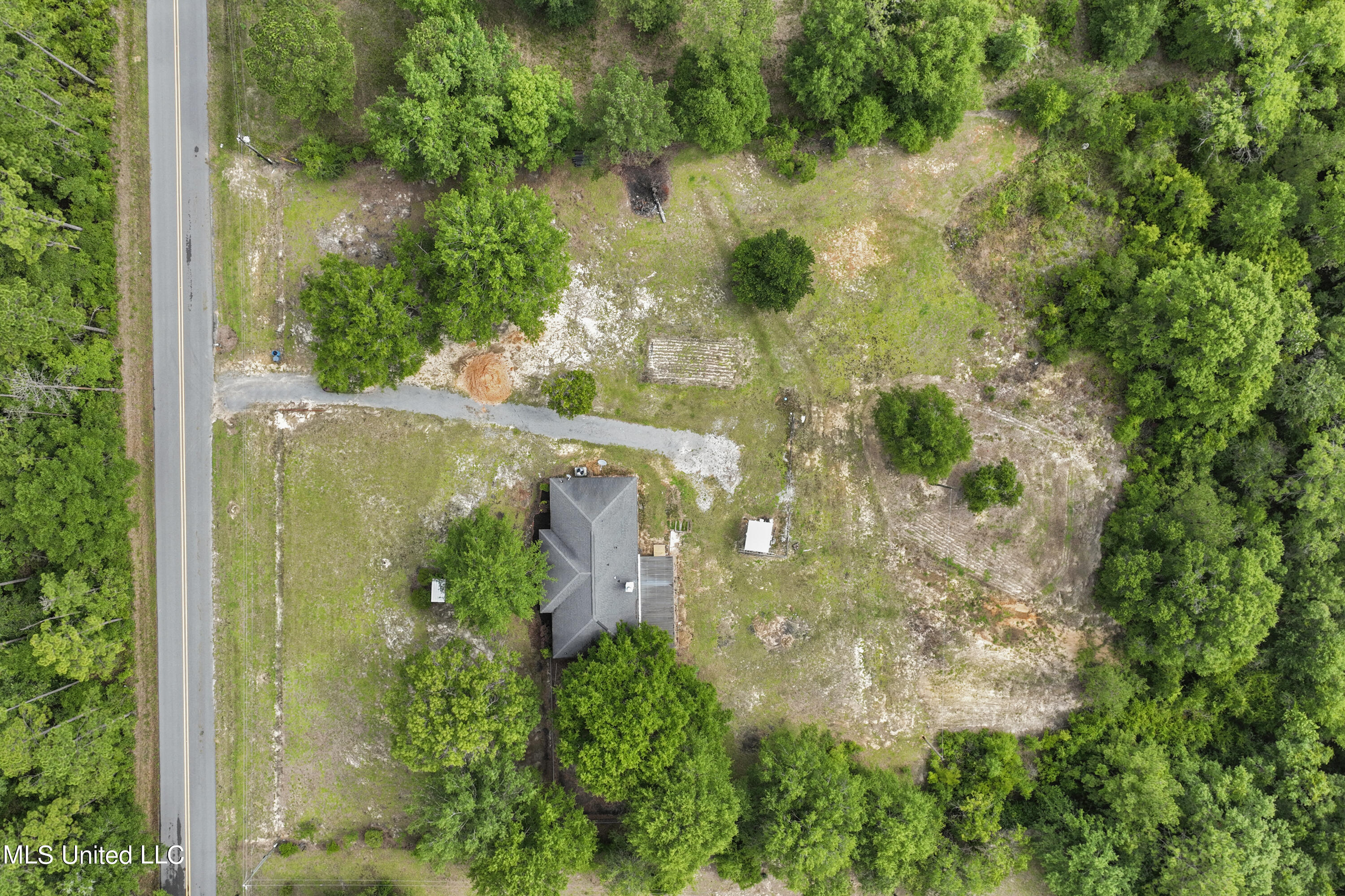 1132 C F Ward Road Lucedale, MS 39452 - Photo 27 of 34 027