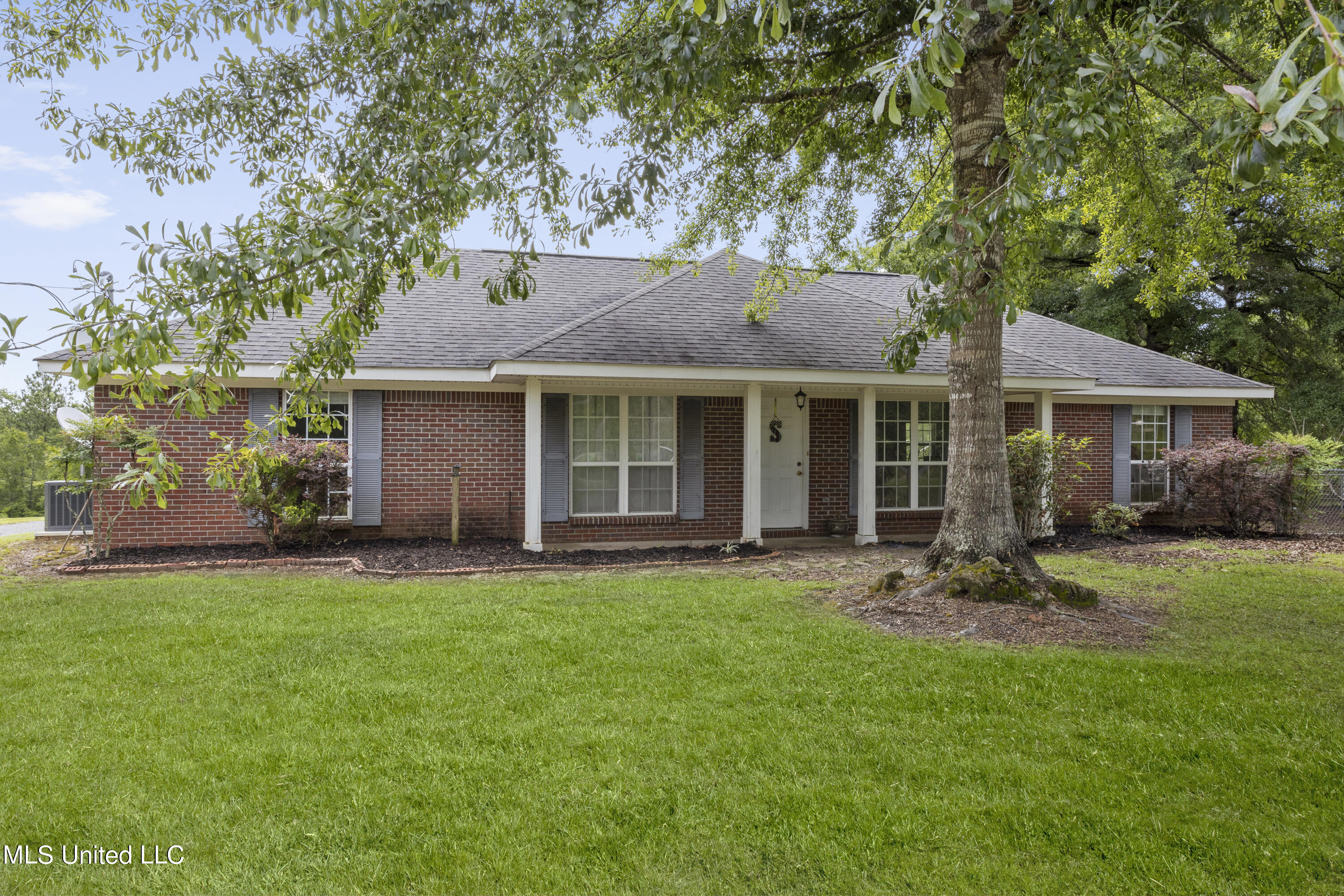 1132 C F Ward Road Lucedale, MS 39452 - Photo 3 of 34 003