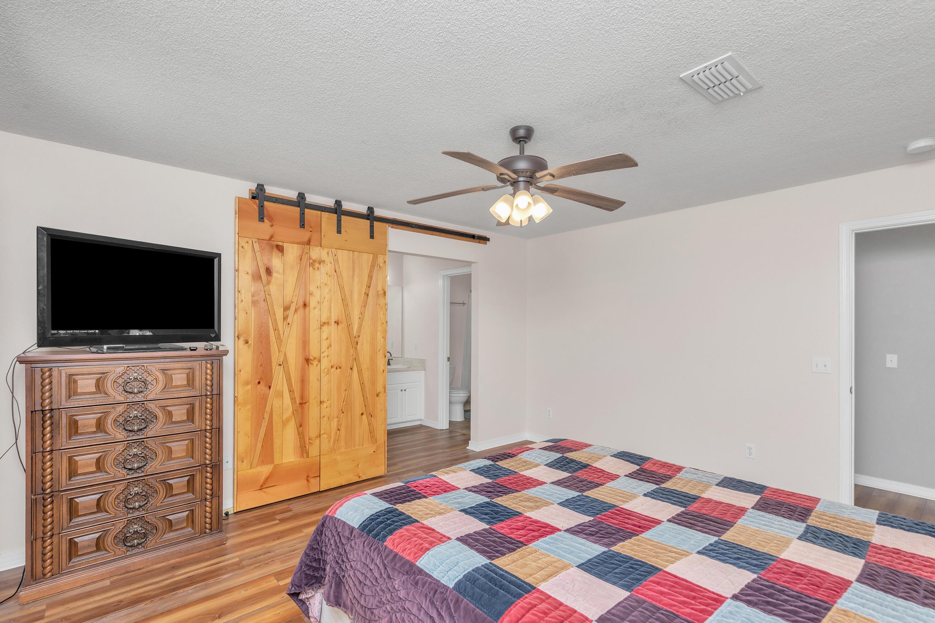 2091 Alfred Boulevard Navarre, FL 32566 - Photo 30 of 36 147A0132