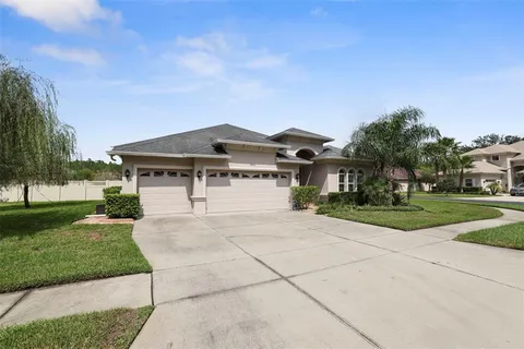 $535,000 | 27211 Hawks Nest Circle, Wesley Chapel, FL 33544