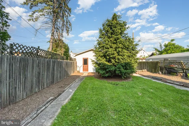 $95,000 | 120 Shaw Avenue, Lewistown, PA 17044