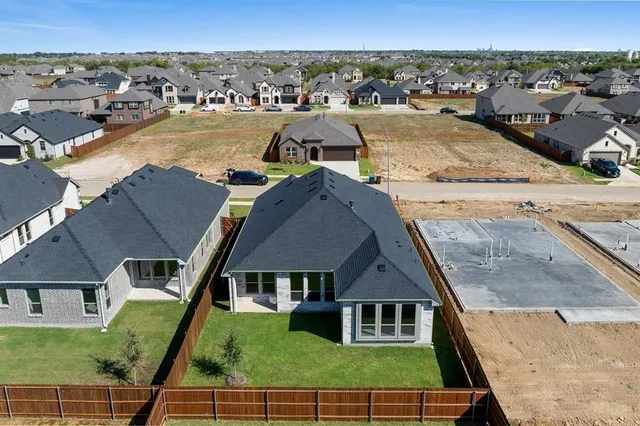 $387,990 | 4509 Brentfield Drive, Crowley, TX 76036