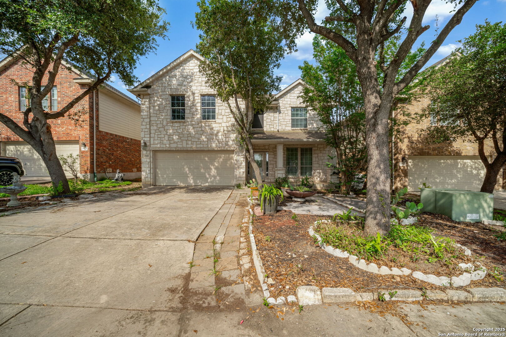 1925 Walter Raleigh Windcrest, TX 78239 - Photo 1 of 1