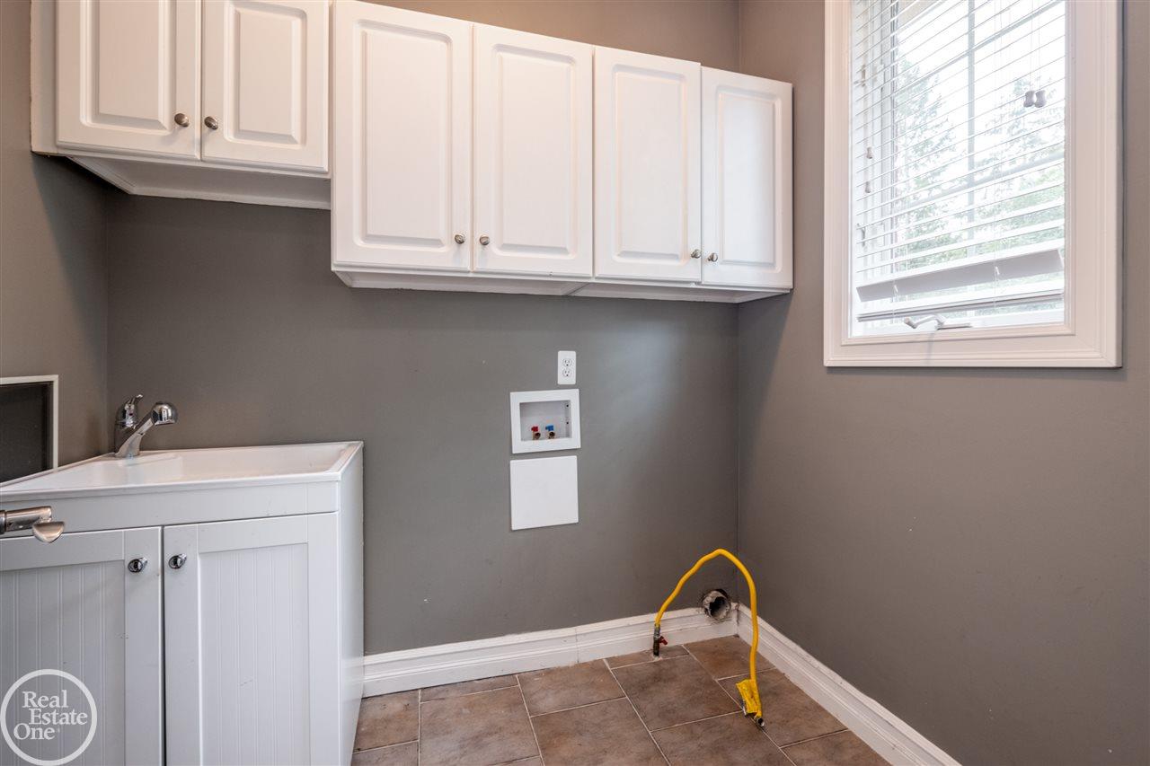 129 North Alice Avenue Rochester, MI 48307 - Photo 14 of 31