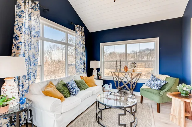 $975,000 | 4311 Deere Trail, Chaska, MN 55318