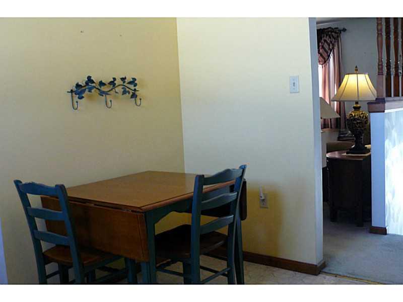 43 Bulger Block Road Bulger, PA 15019 - Photo 12 of 25 Kitchen. Eat in area