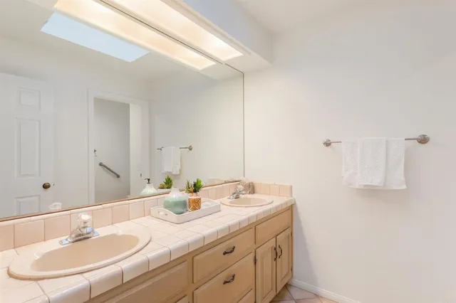 $1,340,000 | 351 Sheila Lane, Fallbrook, CA 92028