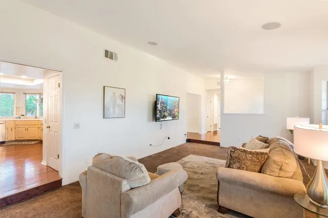 $1,340,000 | 351 Sheila Lane, Fallbrook, CA 92028