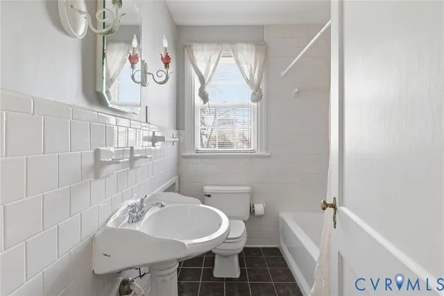 $899,900 | 4405 South Willetta Drive, Richmond, VA 23221