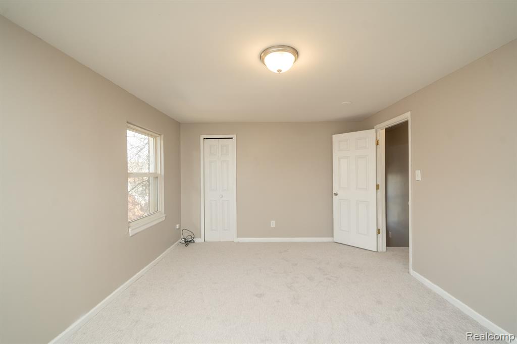 15428 Rutherford Street Detroit, MI 48227 - Photo 26 of 45
