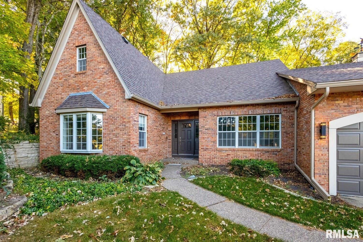 4554 Moencks Road Bettendorf, IA 52722 - Photo 3 of 38 Gallery Image 3