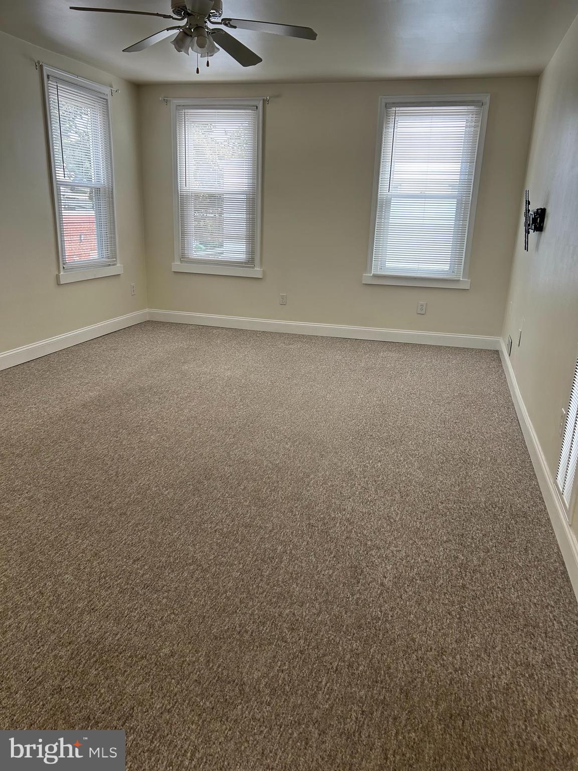 220 Ryers Avenue Cheltenham, PA 19012 - Photo 5 of 15 Gallery Image 5