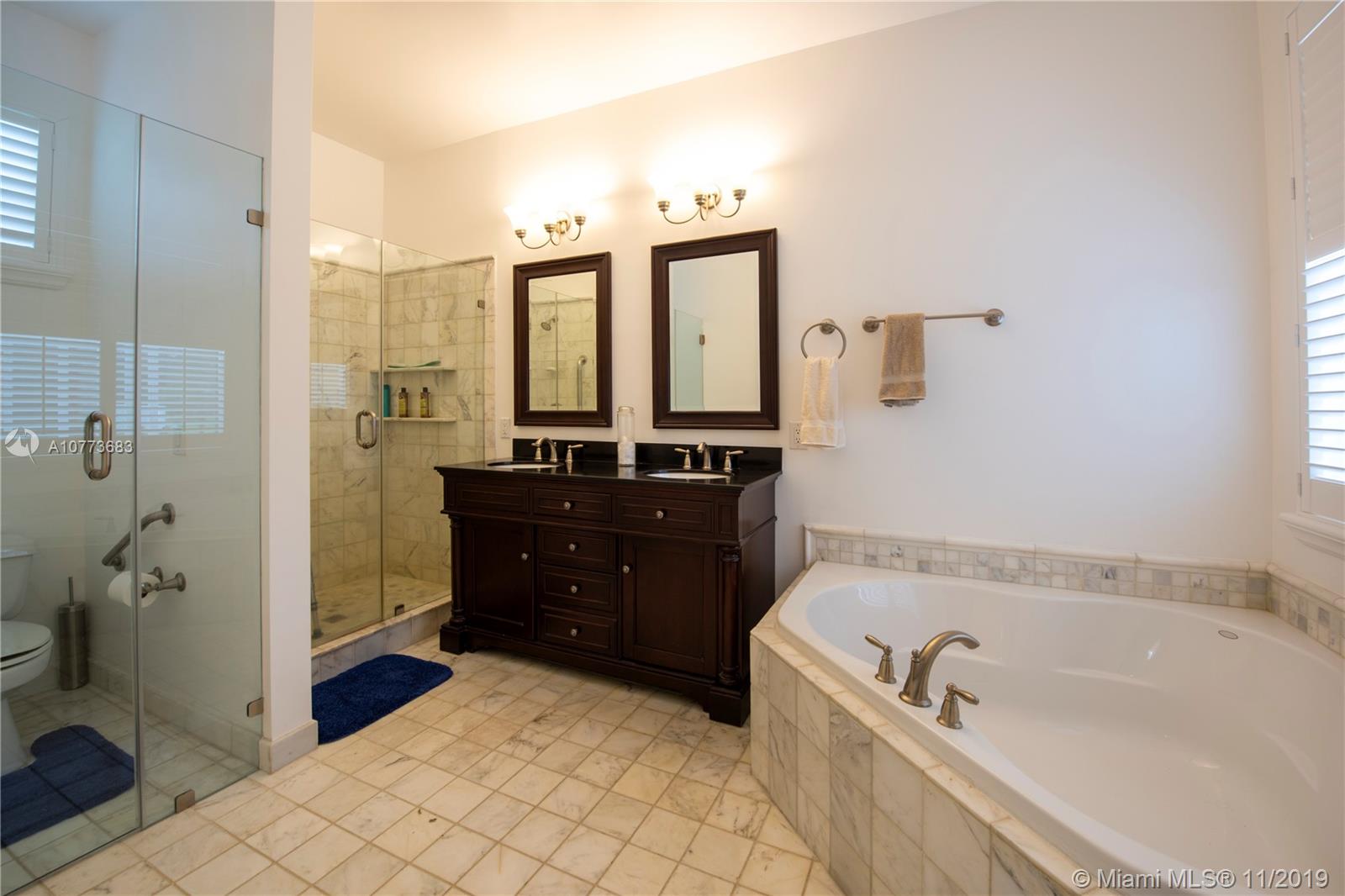 965 Falling Water Road Weston, FL 33326 - Photo 17 of 39