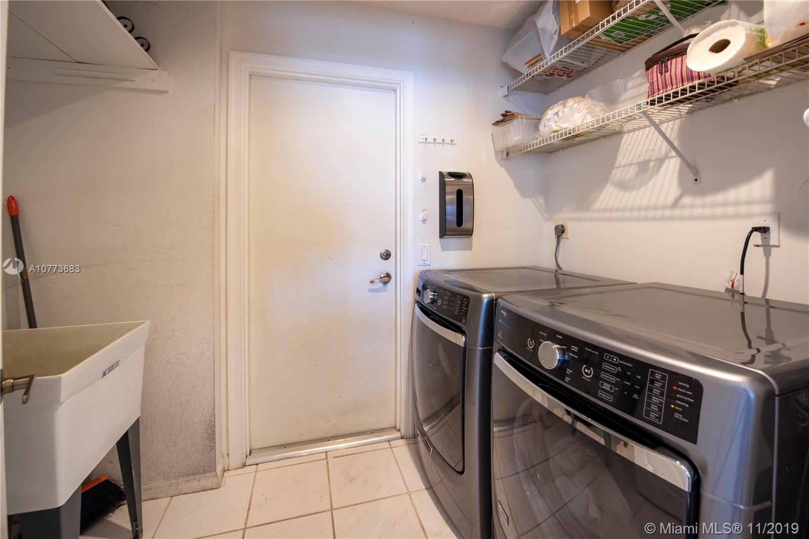 965 Falling Water Road Weston, FL 33326 - Photo 25 of 39
