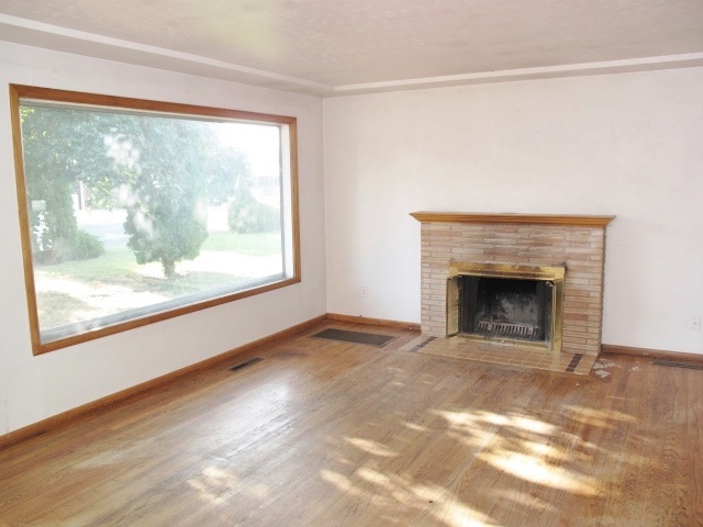 221 North Progress Road Spokane Valley, WA 99037 - Photo 2 of 20