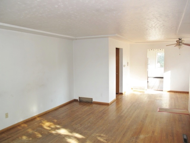 221 North Progress Road Spokane Valley, WA 99037 - Photo 3 of 20