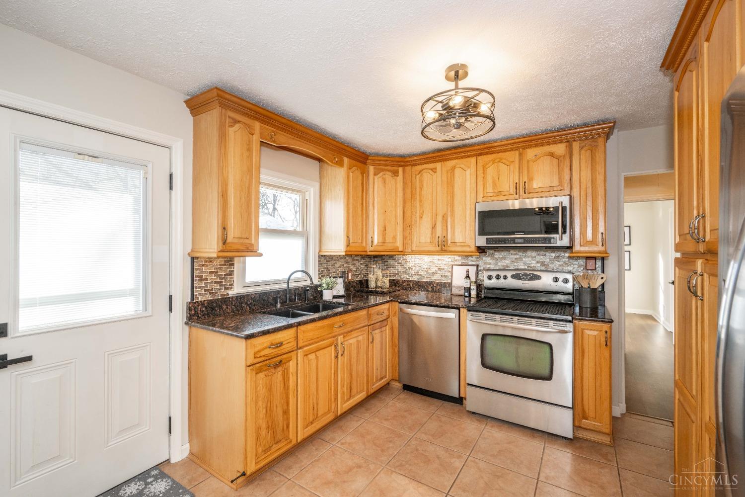 543 Todhunter Road Monroe, OH 45050 - Photo 11 of 40 Gallery Image 11