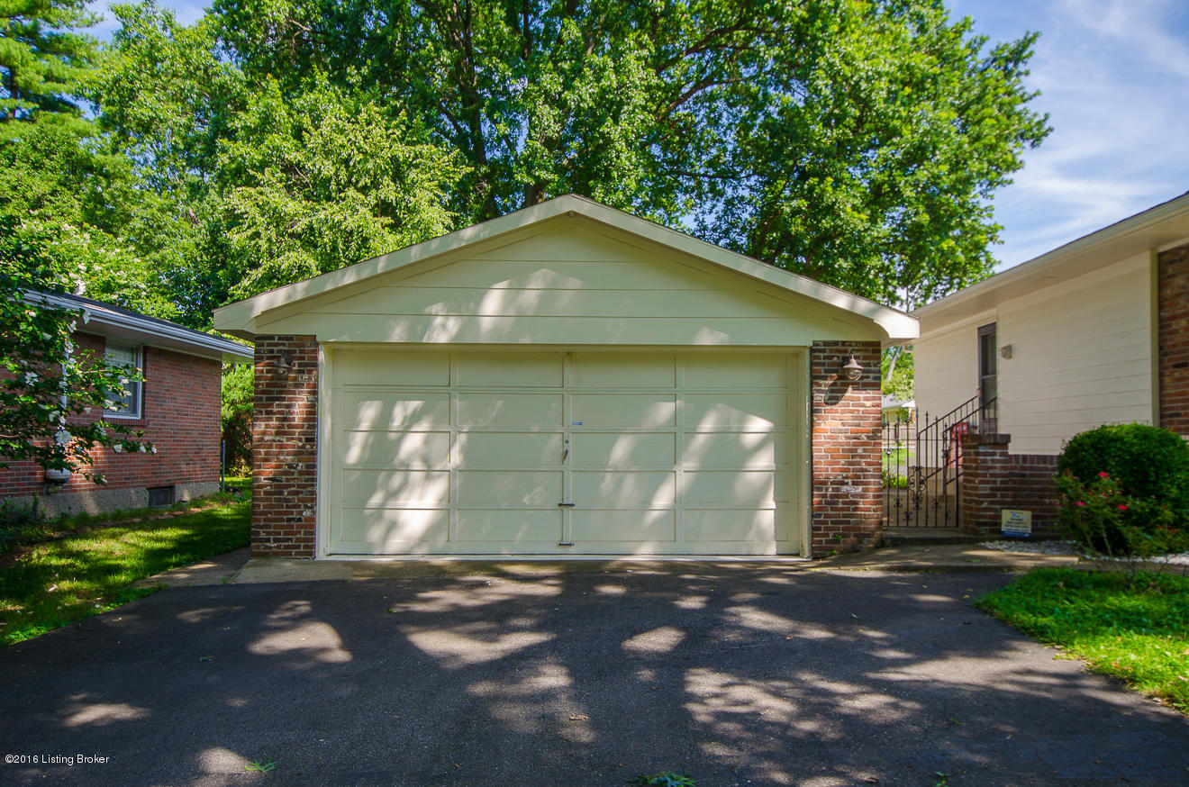 4247 Middlebrook Road Louisville, KY 40207 - Photo 45 of 49 Detached Garage
