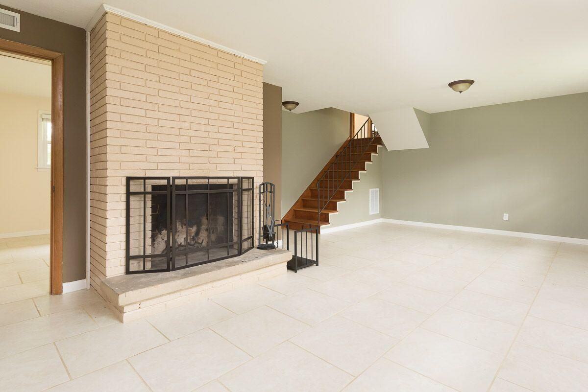 4440 Royalview Road Knoxville, TN 37921 - Photo 7 of 17 fireplace