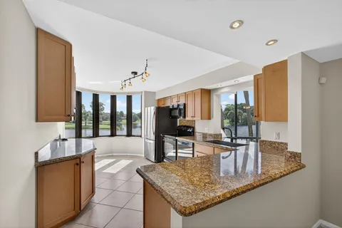 $459,000 | 16885 Waterbend Drive, Unit 175, Jupiter, FL 33477