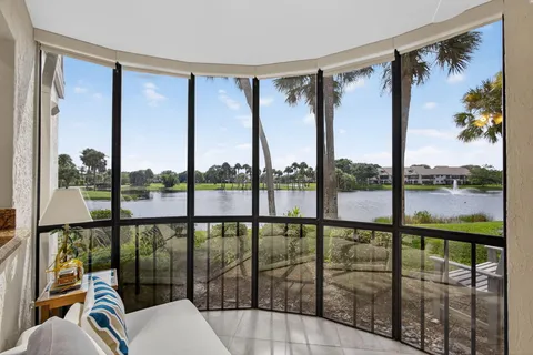 $459,000 | 16885 Waterbend Drive, Unit 175, Jupiter, FL 33477