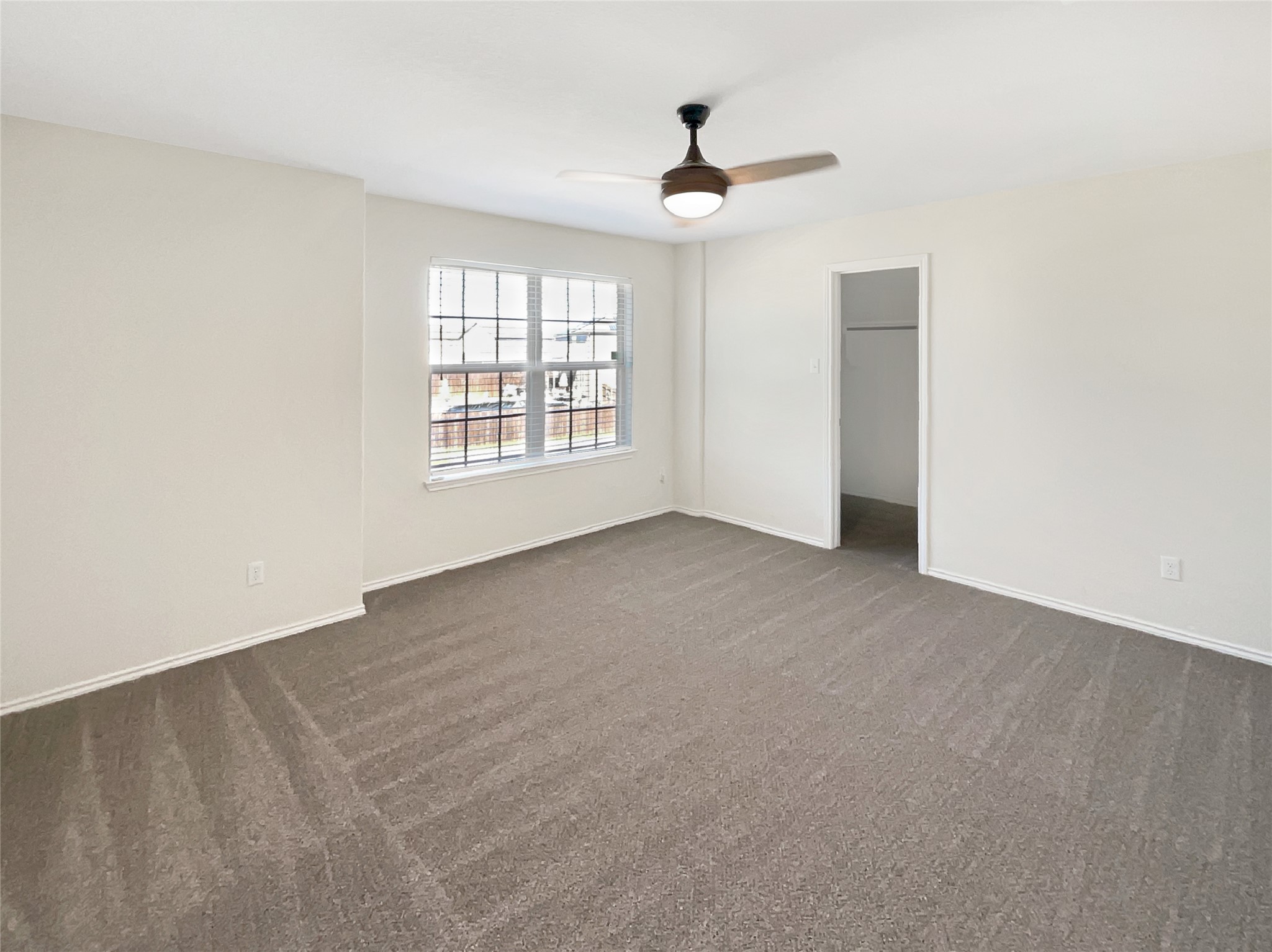 709 Hummingbird Lane Leander, TX 78641 - Photo 4 of 21