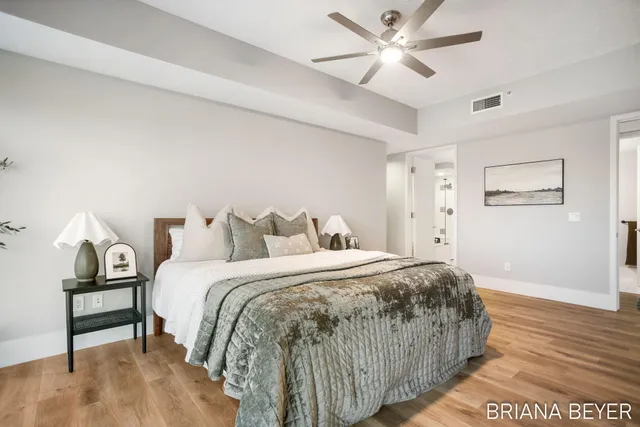 $499,900 | 335 Bridge Street Northwest, Unit 907, Grand Rapids, MI 49504